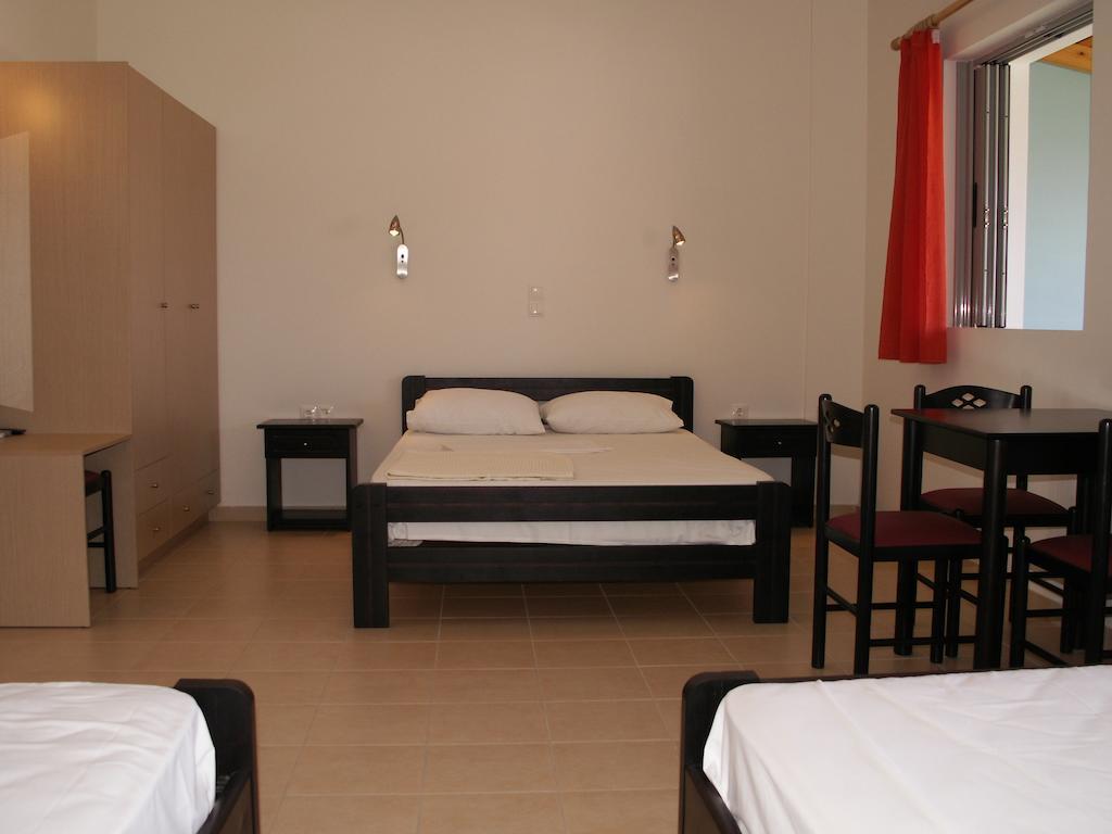 Kastro Beach Hotel Quarto foto